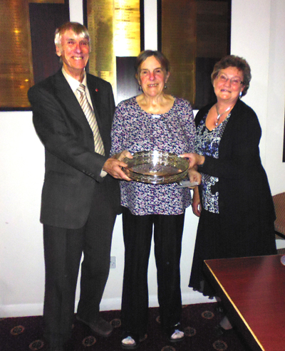 Audrey & Brian Win Carpenter Trophy & Walker Bowl