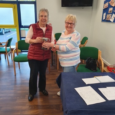 Averil Bemment Toon Cup Winner with Diane Jarvis presented by Doreen