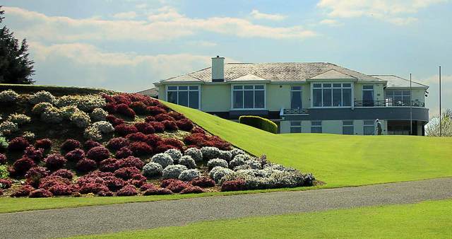 Bridge club golf outing - Lucan Golf Club - click to see photos >>>>>>