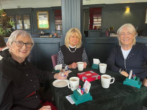 Autumn 25 April Sara Peggy