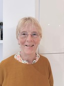 2025/6 PRESIDENT HELEN WELCOMES YOU