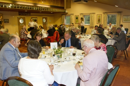 Dinner 2016 - Ivors table and the room