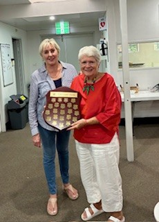 Winners of 2025 Twilight Pairs Ronnie Antill and Tracey Evans