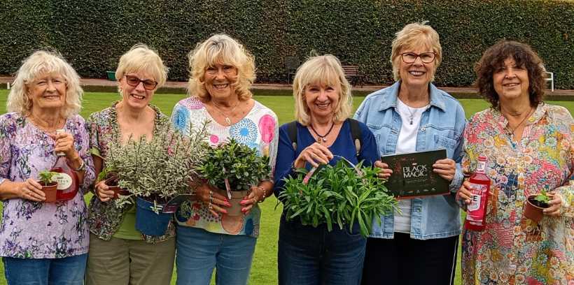 Nanette & Carole win the CONNELLY CUP